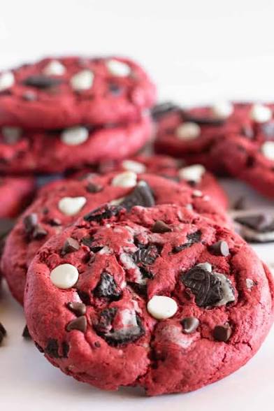 Red Velvet Oreo Cookie